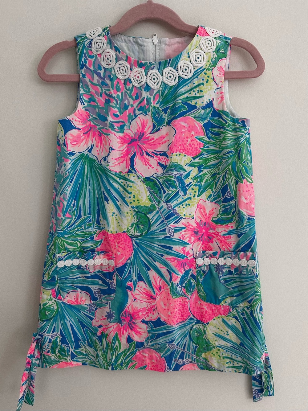 Lilly Pulitzer classic girls shift dress in tropical Pink & Blue size 5